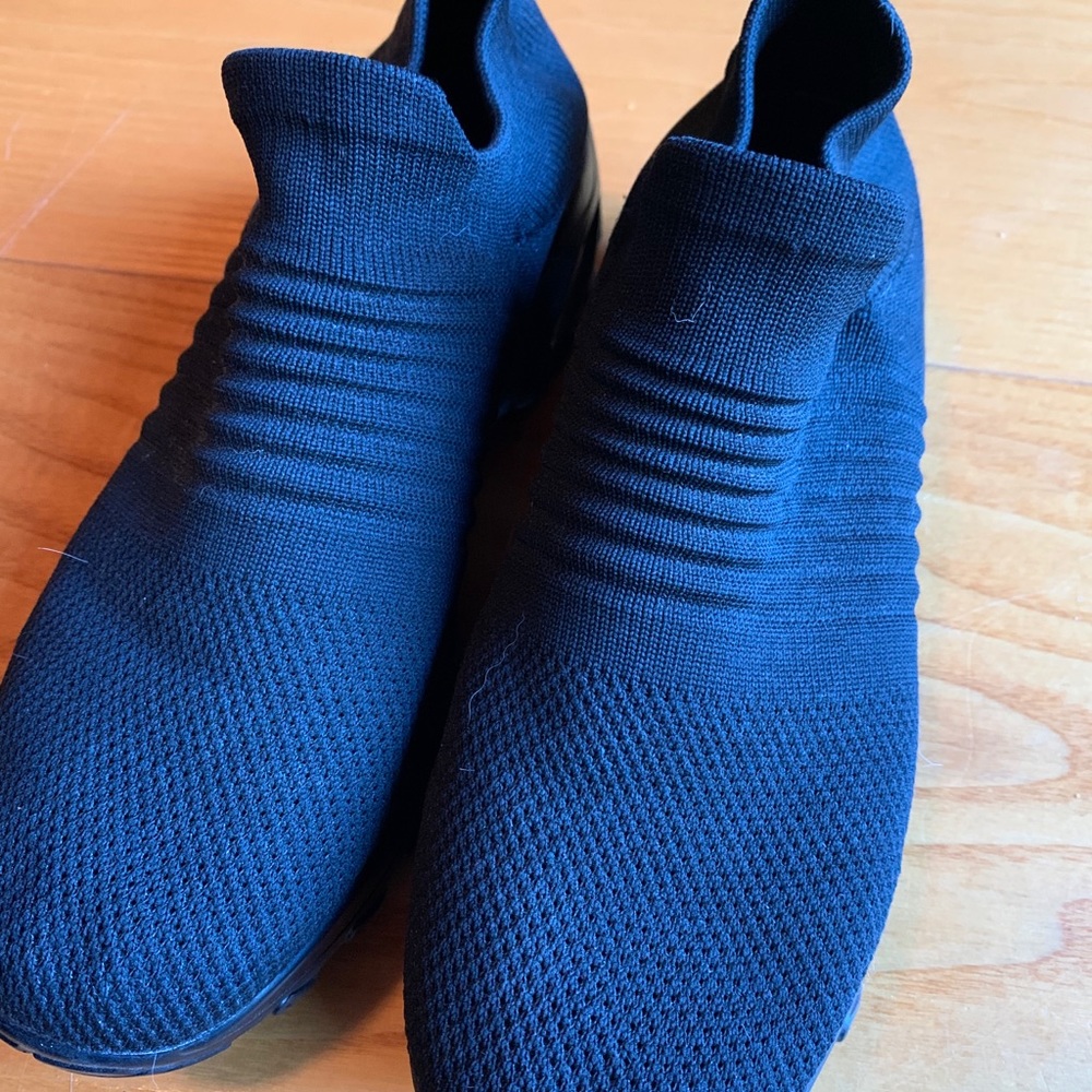 Comfortable walking shoe